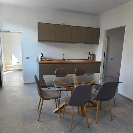 Fumiarga Loft Nyaraló Colico